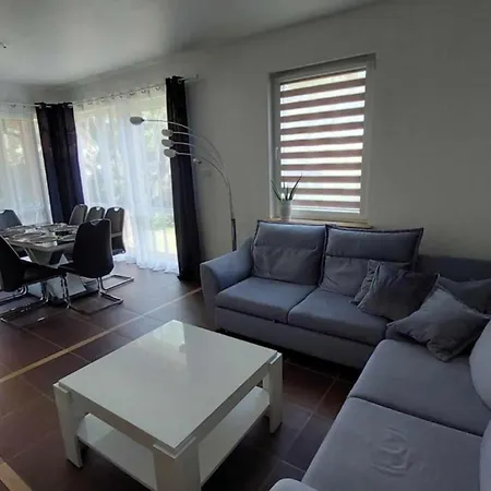 Park Semesterbostad Międzywodzie